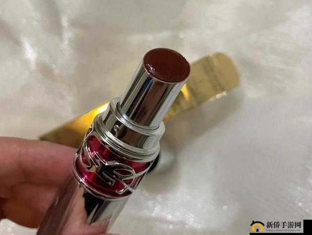 YSL 热门蜜桃色 88：尽显迷人魅力